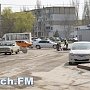 В Керчи на автовокзале снимают асфальт
