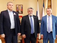 Сергей Аксёнов встретился с парламентарием Ирака
