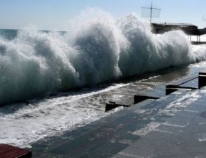На Крымский полуостров надвигается шторм