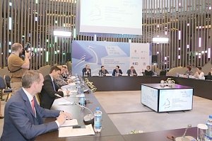 К. Бахарев: Для успешной реализации планов по развитию Крыма надо повысить качество управления в госсекторе