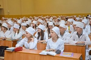 Студентов-медиков Крыма будут отправлять на практику в больницы
