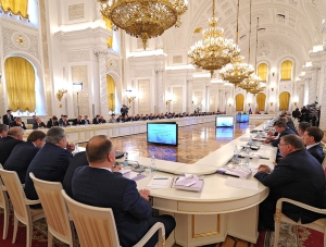 Аксенов принял участие в заседании Госсовета РФ по вопросам развития строительного комплекса