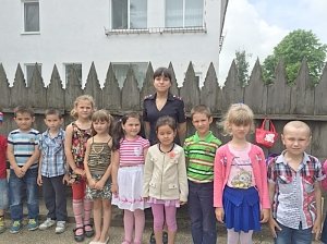 Госавтоинспекция Нижнегорского района сделала акцию «Маленький пешеход»
