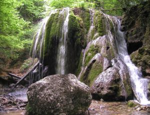 Прокуратура Крыма запретила собирать деньги за проход к водопаду Учан-Су