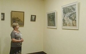 В Керчи открыли мемориальную выставку в память о художнике Карцыганове