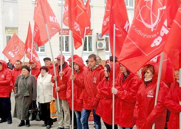 Коммунисты Ивановской области выражают протест грязным и бесчестным выборам!