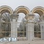 В Керчи в Приморском парке до сих пор не закончили реставрацию арки за полмиллиона