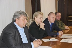 Керченские власти встретились с представителями Воздушно-космических сил РФ