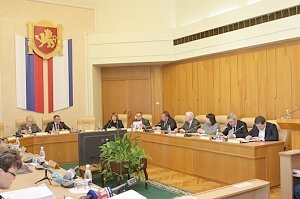 Последнее в 2016 году заседание сессии Государственного Совета Республики Крым первого созыва пройдет 28 декабря