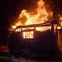 В Донбассе жители оккупированной Красногоровки подожгли баню с карателями (ВИДЕО)