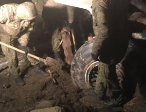 Военные освободили ВПП аэропорта Храброво от аварийного Airbus (ФОТО, ВИДЕО)