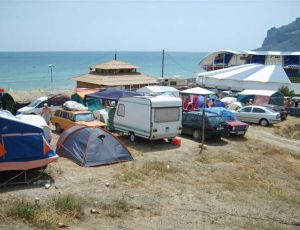 Больше никаких палаток! «Дикарей» в Крыму окунут в комфорт
