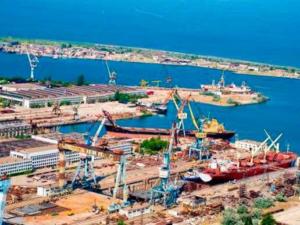 Судостроительный завод «Залив» лидер в Крыму по тратам на технику безопасности