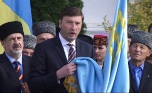 Меджлисовец Арпатлы уверяет, что митинг, переросший в штурм Крымского парламента, организовал Заур Смирнов