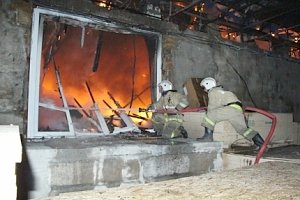 Крымские огнеборцы ликвидировали пожар в г. Симферополь