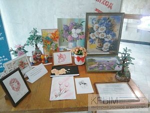 Выставка творчества студентов Крымского федерального университета открылась в Симферополе