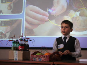 Юный физик из Феодосии стал абсолютным победителем конкурса «Я-исследователь»