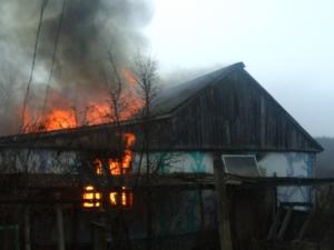 В Красногвардейской районе двое мужчин чуть не погибли на пожаре