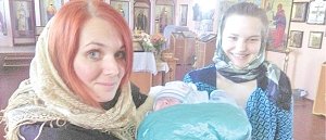 Несовершеннолетняя мать-одиночка из Крыма нуждается в помощи