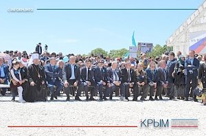 Крымчане почтили память жертв депортации на станции «Сирень»
