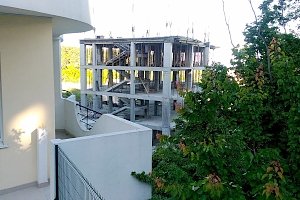 Ялтинский ЖСК незаконно возводит 5-этажку вместо частного домовладения, — Спиридонов