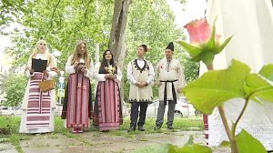 В центре Симферополя крымские болгары высадили Аллею роз