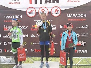 Ялтинцы заняли призовые места в соревнованиях по триатлону