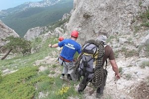 За прошедшие сутки крымские спасатели провели две поисково-спасательные операции в горно-лесной зоне Крыма