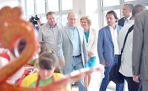 Президент РФ Владимир Путин посетил «Артек»