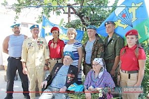 Празднование Дня ВДВ в Алуштинском регионе началось с чествования старейшего в Крыму десантника