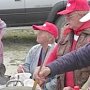 Сахалин. Коммунисты вывезли ветеранов отдохнуть на озеро Семиозерье