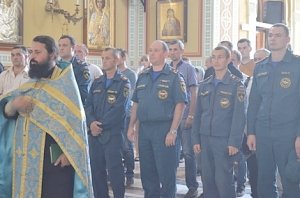 Севастопольские спасатели участвуют в праздничных молебнах в честь иконы Божией Матери «Неопалимая Купина»
