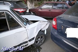 В Керчи столкнулись четыре автомобиля, есть пострадавшие