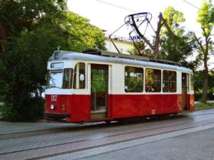 С начала октября в Евпатории изменится режим работы трамваев