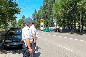 В Керчи за неделю сотрудники ГИБДД остановили 10 пьяных водителей