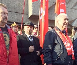 100 лет Октябрьской революции отметили митингом и парадом
