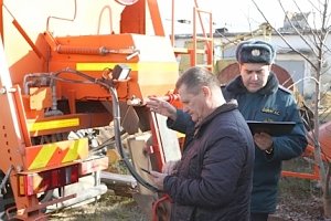 Мониторинг готовности состояния снегоуборочной техники в западной и центральной части Республики Крым