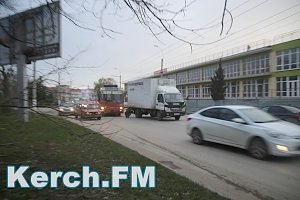 В Керчи произошла авария с участием троллейбуса
