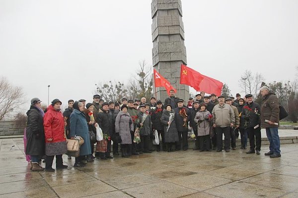 Калининградские коммунисты отметили День рождения Сталина