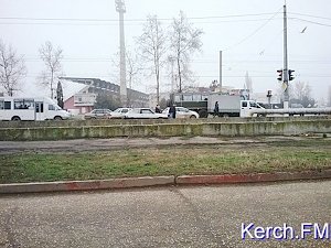 На стадионе в центре Керчи произошло дорожно-транспортное происшествие