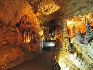 Тюменские исследователи отправятся в Крым для изучения древних пещерных городов
