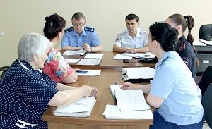 Руководители УМВД России по г. Севастополю и Прокуратуры Cевастополя провели приём граждан
