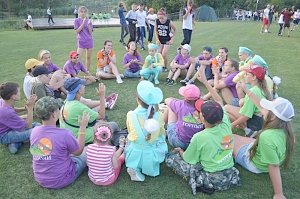 В Севастополе в рамках фестиваля «Детский слёт» более тысячи школьников познакомились с движением ЮИД и повторили Правила дорожного движения