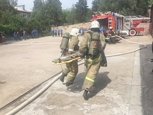 Севастопольские спасатели определили лучших в боевом развертывании