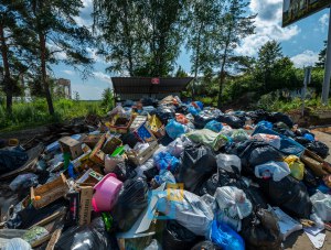 Прокуратура постановила ликвидировать свалку отходов в Керчи