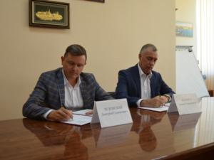 Минпром РК и фонд поддержки предпринимательства Крыма подписали соглашение о сотрудничестве