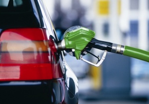В столице Крыма зафиксировали снижение цен на топливо
