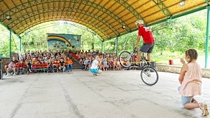 Госавтоинспекция Севастополя и общественное движение «Велопобеда» подключились к Всероссийской акции «Научи ребенка ПДД»
