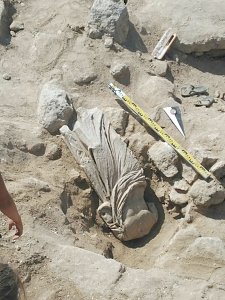 Античную мраморную статую нашли археологи во время раскопок в Керчи