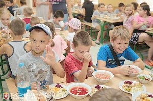 Аксенов отреагировал на предложение Порошенко по детям из Армянска